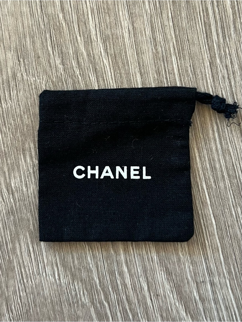 Chanel dust bag (C659)